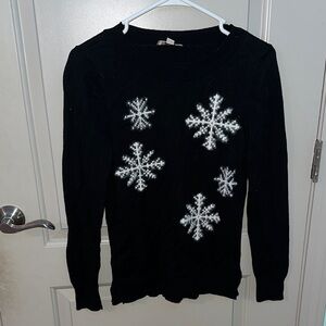 LOFT Black and White Snowflake Hoodie